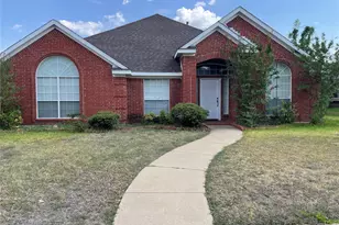 1412 Faringdon Dr, Plano, TX 75075 - Photo 1