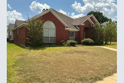 1412 Faringdon Drive, Plano, TX 75075 - Photo 2