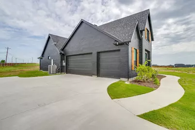 4511 Matador Ranch Court, Waxahachie, TX 75165 - Photo 2