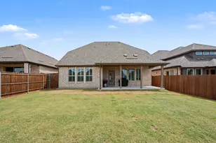 1708 Canals Dr, Little Elm, TX 75068 - Photo 36