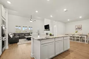 1708 Canals Dr, Little Elm, TX 75068 - Photo 18