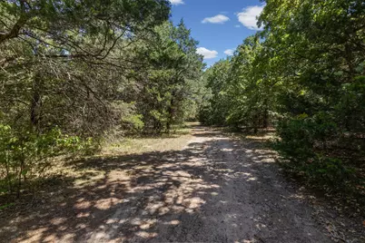 10401 Holly Creek Road, Terrell, TX 75160 - Photo 36