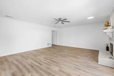 1918 Big Sky Drive, Lewisville, TX 75077 - Photo 6
