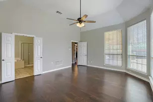 6919 Navigation Dr, Grand Prairie, TX 75054 - Photo 10