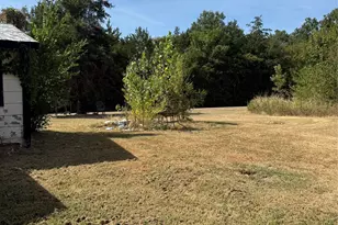 1526 County Rd 35980, Arthur City, TX 75411 - Photo 2