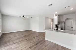 1004 Cedar St, Hutchins, TX 75141 - Photo 4