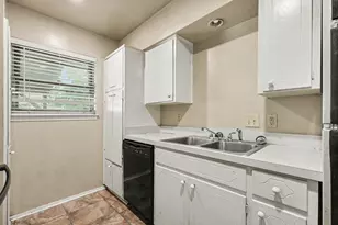 3432 Whippoorwill Ln, Irving, TX 75062 - Photo 18
