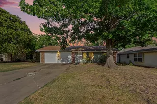 3432 Whippoorwill Ln, Irving, TX 75062 - Photo 1