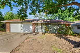 3432 Whippoorwill Ln, Irving, TX 75062 - Photo 2