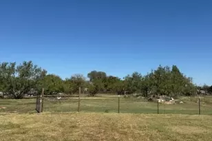 5807 Walter Rd, Big Spring, TX 79720 - Photo 4