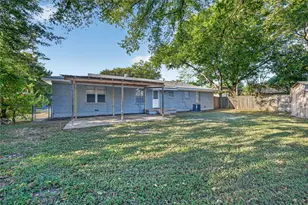 5016 Sabelle Ln, Haltom City, TX 76117 - Photo 22