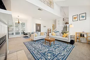 221 Cimarron Trail, Irving, TX 75063 - Photo 6