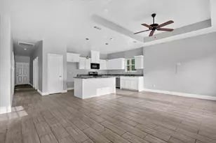 4102 Gordon St, Greenville, TX 75401 - Photo 2