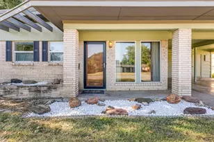 5205 Trail Lake Dr, Fort Worth, TX 76133 - Photo 2