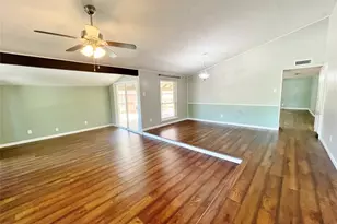 3100 Chestnut Rd, Carrollton, TX 75007 - Photo 2