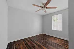 215 W Walker St, Denison, TX 75020 - Photo 14