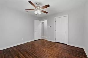215 W Walker St, Denison, TX 75020 - Photo 18