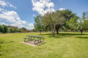 1429 Caddo St, Dallas, TX 75204 - Photo 40