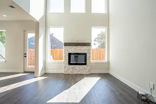 5702 Barkridge Dr, Granbury, TX 76048 - Photo 6