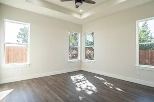 5702 Barkridge Dr, Granbury, TX 76048 - Photo 14
