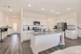237 Berthe Ct, Cedar Hill, TX 75104 - Photo 12