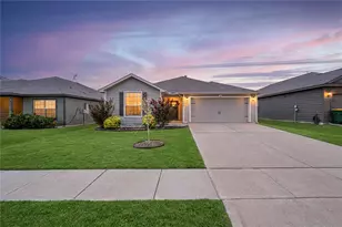 114 Bush Dr, Venus, TX 76084 - Photo 1