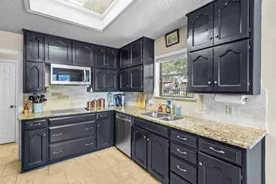 4219 Pleasant Oaks Court, Arlington, TX 76016 - Photo 8