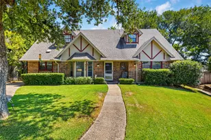 4219 Pleasant Oaks Ct, Arlington, TX 76016 - Photo 1