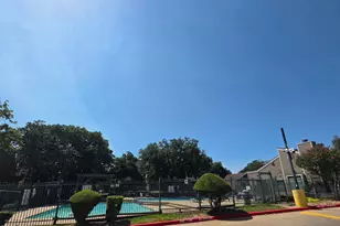 2301 Balsam Dr, Arlington, TX 76006 - Photo 14