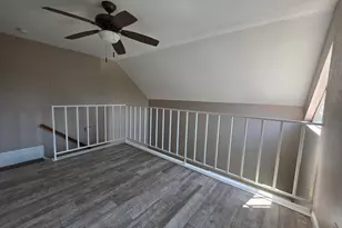 2301 Balsam Dr, Arlington, TX 76006 - Photo 10