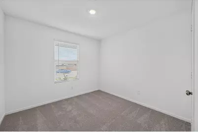 624 W Criner Street, Grandview, TX 76050 - Photo 14