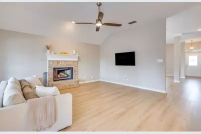 270 Bluff View Court, Aledo, TX 76008 - Photo 14