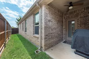2037 Miramar Dr, Little Elm, TX 75068 - Photo 20