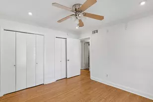 10240 Regal Oaks Dr, Dallas, TX 75230 - Photo 14