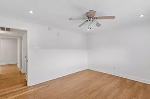 10240 Regal Oaks Dr, Dallas, TX 75230 - Photo 16