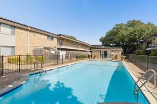 10240 Regal Oaks Dr, Dallas, TX 75230 - Photo 22