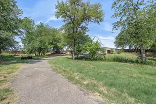 1609 E Farmers Rd, Seagoville, TX 75159 - Photo 10
