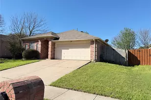 6006 Brook Forest Dr, Arlington, TX 76018 - Photo 2