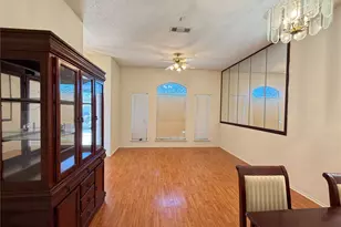 6006 Brook Forest Dr, Arlington, TX 76018 - Photo 8