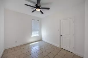 1236 E Fogg St, Fort Worth, TX 76115 - Photo 14