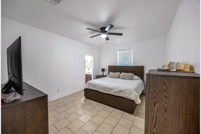 1236 E Fogg Street, Fort Worth, TX 76115 - Photo 8