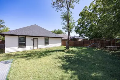 1236 E Fogg Street, Fort Worth, TX 76115 - Photo 16
