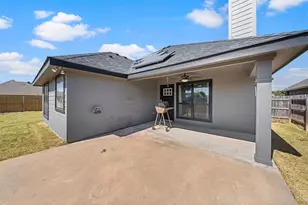 10816 Kestrel Ct, Waco, TX 76708 - Photo 16