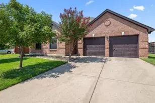 12133 Copper Creek Dr, Fort Worth, TX 76244 - Photo 2