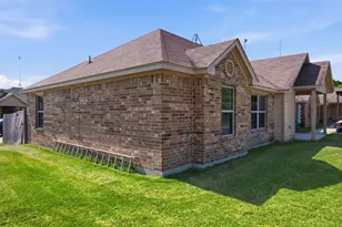 131 Sunburst Ct, Weatherford, TX 76087 - Photo 1