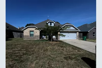 1211 Butterfield Street, Bridgeport, TX 76426 - Photo 2