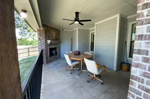 1211 Butterfield St, Bridgeport, TX 76426 - Photo 8