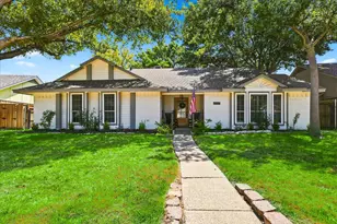 218 Creekside Ln, Coppell, TX 75019 - Photo 1