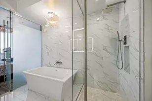 2900 McKinnon St, Dallas, TX 75201 - Photo 18