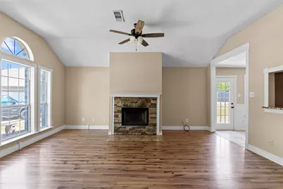 1422 Misty Meadow Drive, Midlothian, TX 76065 - Photo 6